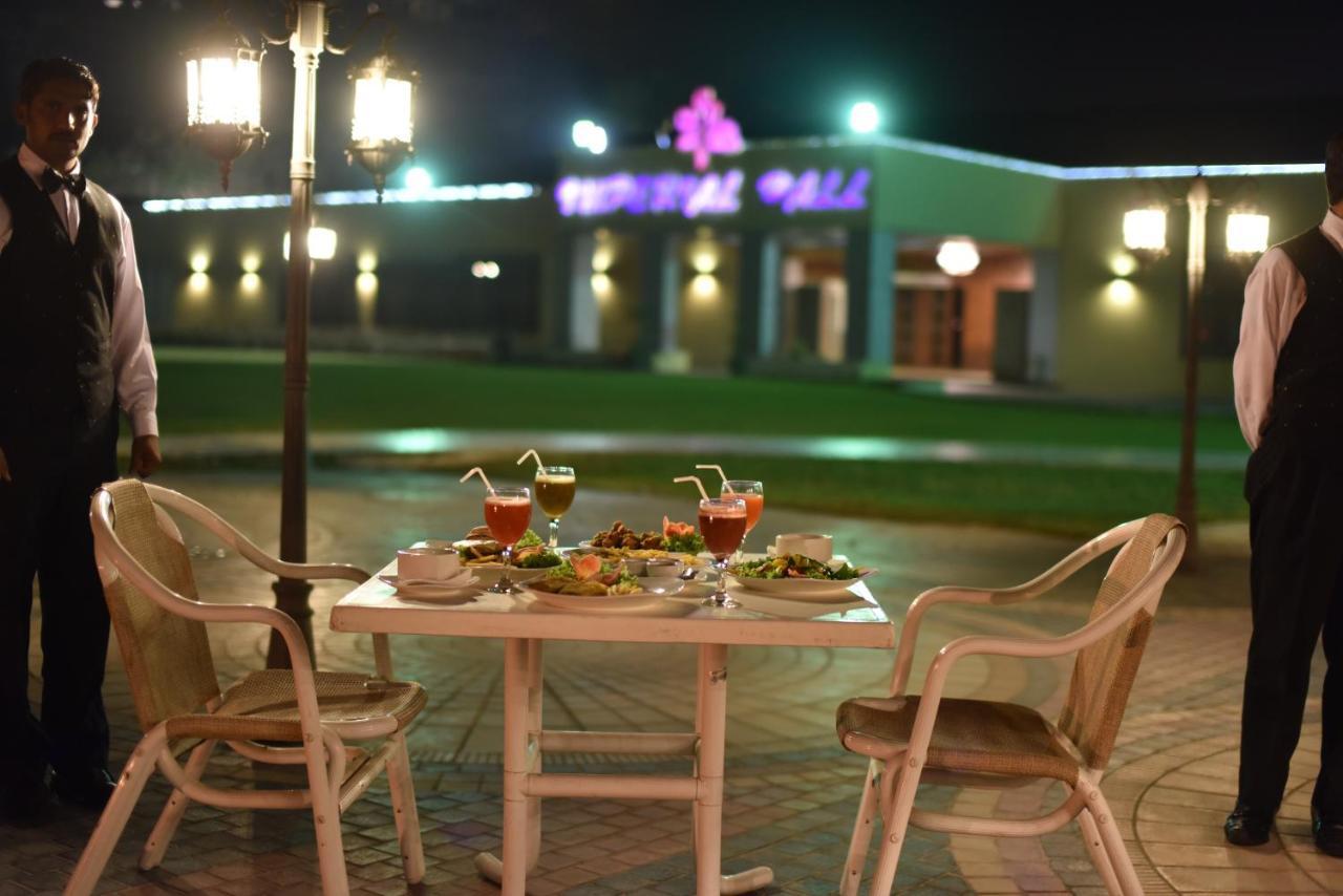 Jacaranda Heights Hotel Islamabad Exterior foto