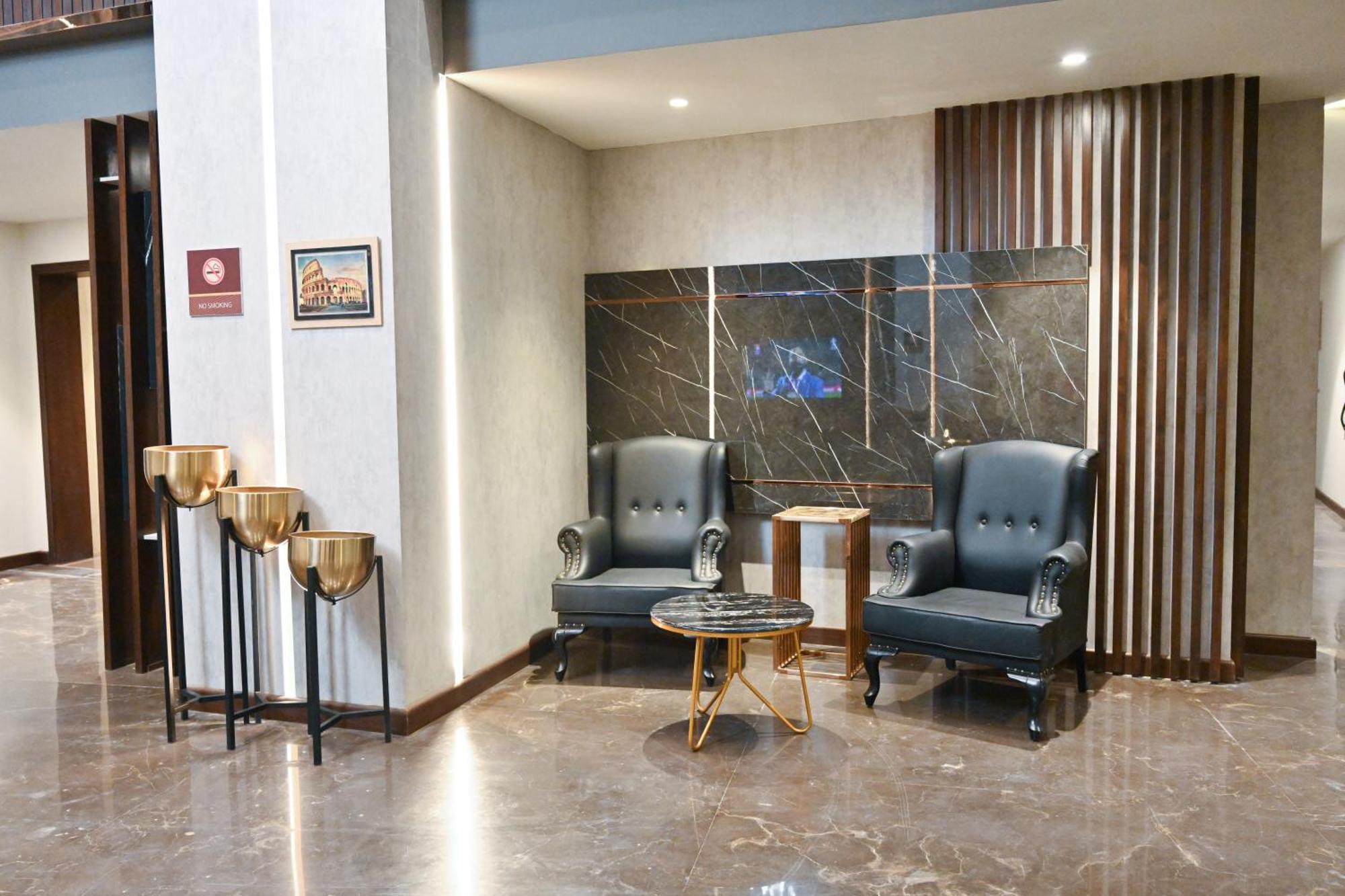 Jacaranda Heights Hotel Islamabad Exterior foto