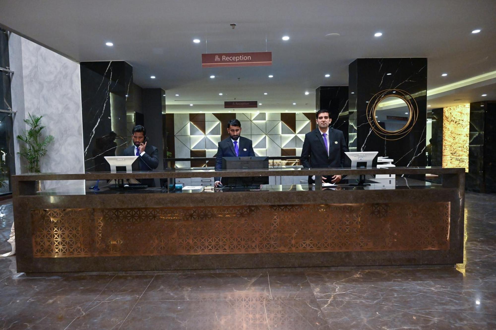 Jacaranda Heights Hotel Islamabad Exterior foto